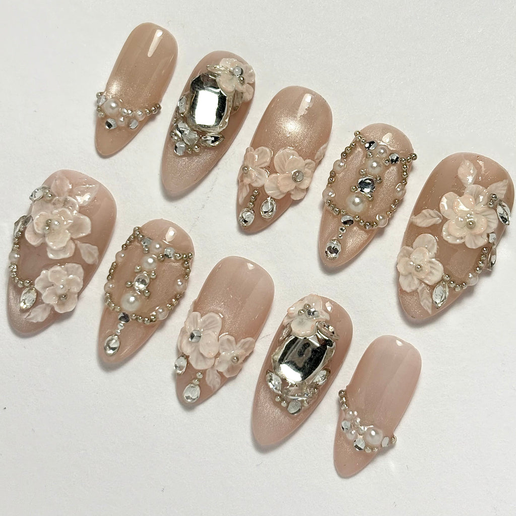 Pearly Floral Set