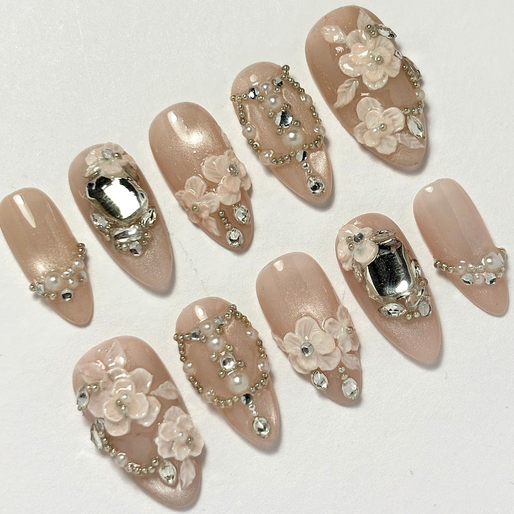 Pearly Floral Set